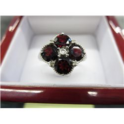 Garnet & Diamond ring