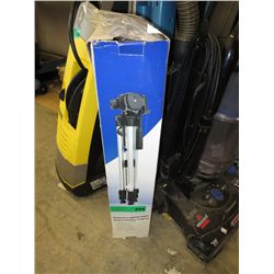 Deluxe Lightweight Video/Photo tripod