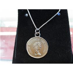 .925 silver chain with Queen Elizabeth pendant