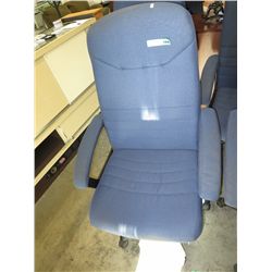 Upholstered hydraulic swivel office chair