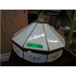 Single shade chandelier lamp