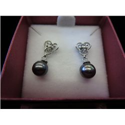 Brand new black pearl earrings