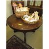 Image 1 : Antique oak table