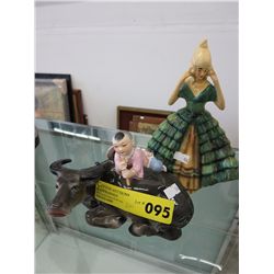 2 vintage statuettes