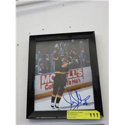 Autographed hockey photo Greg Adams