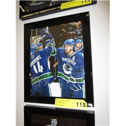 Autographed photo Burrows & Daniel Sedin