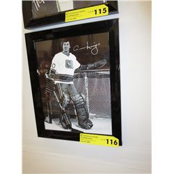 Autographed hockey photo Ceasar Maniago