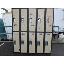 Bank of beige school style lockers