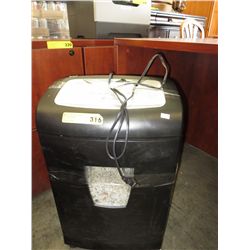Staples 15 sheet cross cut paper shredder