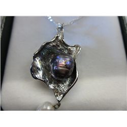Black & white fresh water pearl necklace