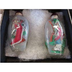 Two Chinese snuff bottles