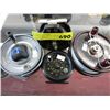 Image 1 : Fishing reels