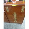 Image 1 : Two vintage dressers