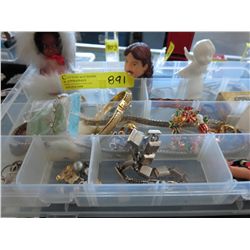 Assortment of costume jewels and trinkets