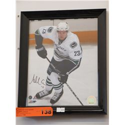Signed hockey photo "Alexander Edler"