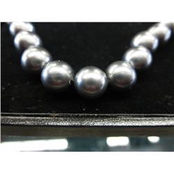 Shell-pearl necklace
