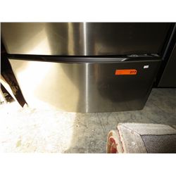 LG stainless steel laundry pedestal - NEW