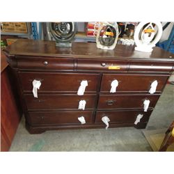 9 drawer dresser with mirror