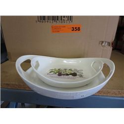 Case of ceramic trays, black berry motif