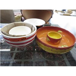 4 x serving dishes