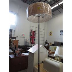 Contemporary floor lamp with drum shade