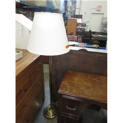Brass floor lamp, three bulbs, clean shade