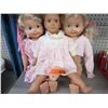 Image 1 : 3 dolls