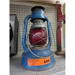 Vintage Little Wizard oil lamp