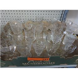 Tray of antique and vintage glassware