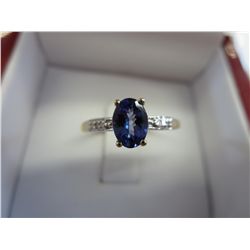 Tanzanite & diamond ring