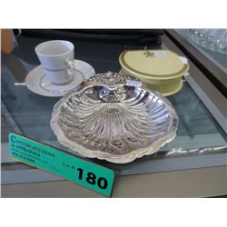 3 small vintages collectible pieces