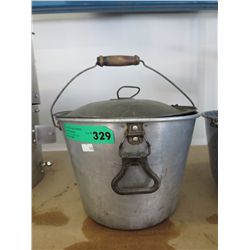Vintage lidded camp cooking pot