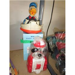 Mini gumball machine and vintage Donald duck toy