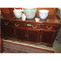 Lovely sideboard