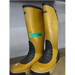 Viking yellow & navy rubber boots