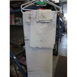 Vintage table linens
