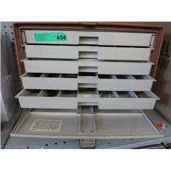 Large tackle box with slide out drawers