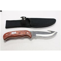 Hunting Knife With Sheath