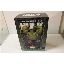 THE INCREDIBLE HULK, LIMITED EDITION GREEN VERSION BOWEN STATUE 1276/2500