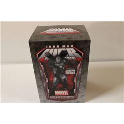 IRON MAN WAR MACHINE, LIMITED EDITION BOWEN STATUE 1482/1500