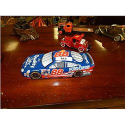 METAL COLLECTOR TIN - #88 RACE CAR