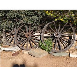 3 Wagon Wheels -