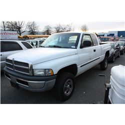 2001 DODGE RAM 1500 2DR PU, WHITE, VIN # 1B7HF13Y41J549916