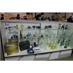 CONTENTS OF SHOWCASE: LARGE ASSORTMENT OF VARIOUS PIPE SYSTEMS, ACCESSORIES AND VAPORIZERS