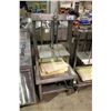 Image 1 : YUNG F-360 STAINLESS STEEL PRESS TABLE