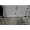 Image 2 : MOBILE GREY METAL 6'10" BI-FOLD DOOR STORAGE CABINET