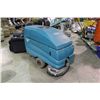Image 1 : TENNANT 5680 ELECTRIC FAST FLOOR CLEANING MACHINE