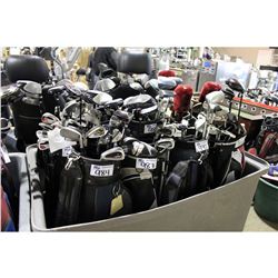 GOLF BAG WITH ASSORTED GOLF CLUBS