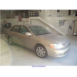 2000 - TOYOTA AVALON