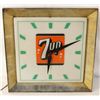 Image 2 : 7-Up Square Clock